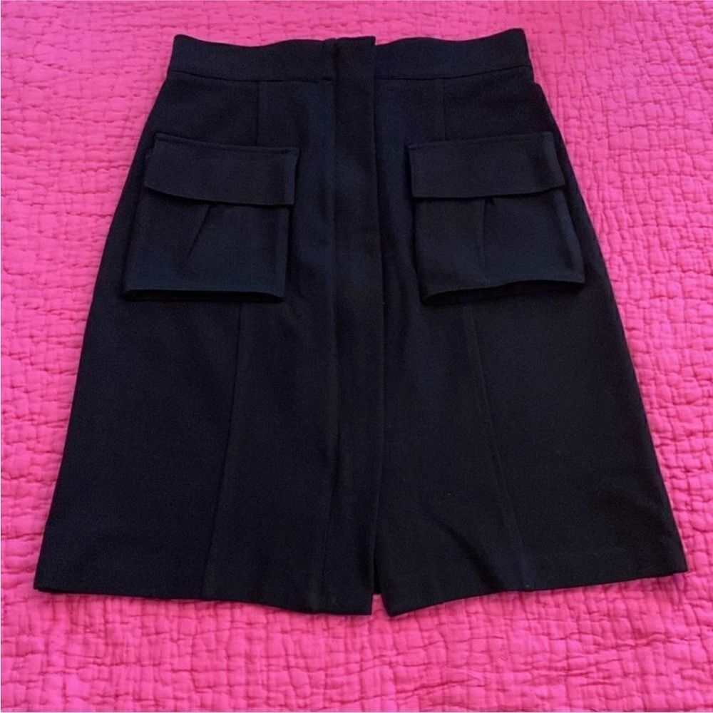 Black Women's front zipper Skirt with Pockets, US8